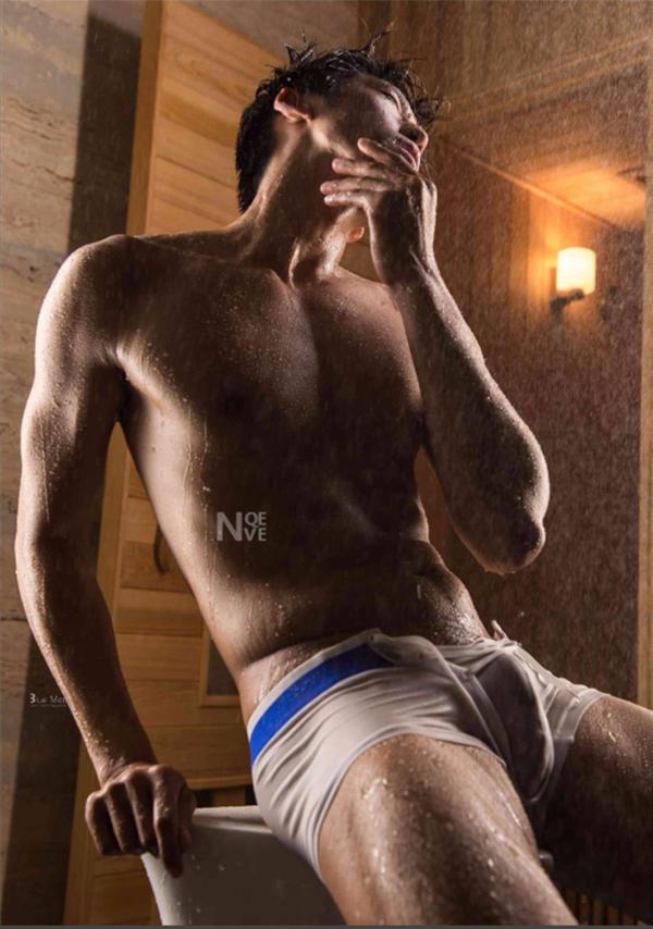 Whoseman-4-明星教練男丁格爾-芬達-全裸非全見寫真書